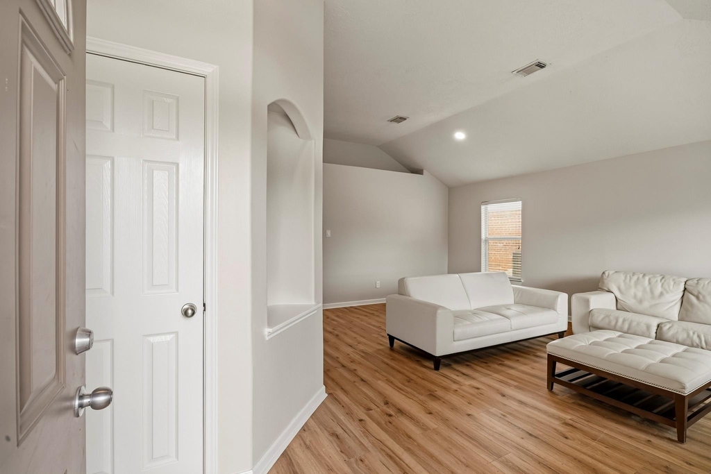 18126 Brightwood Park Lane - Photo 10