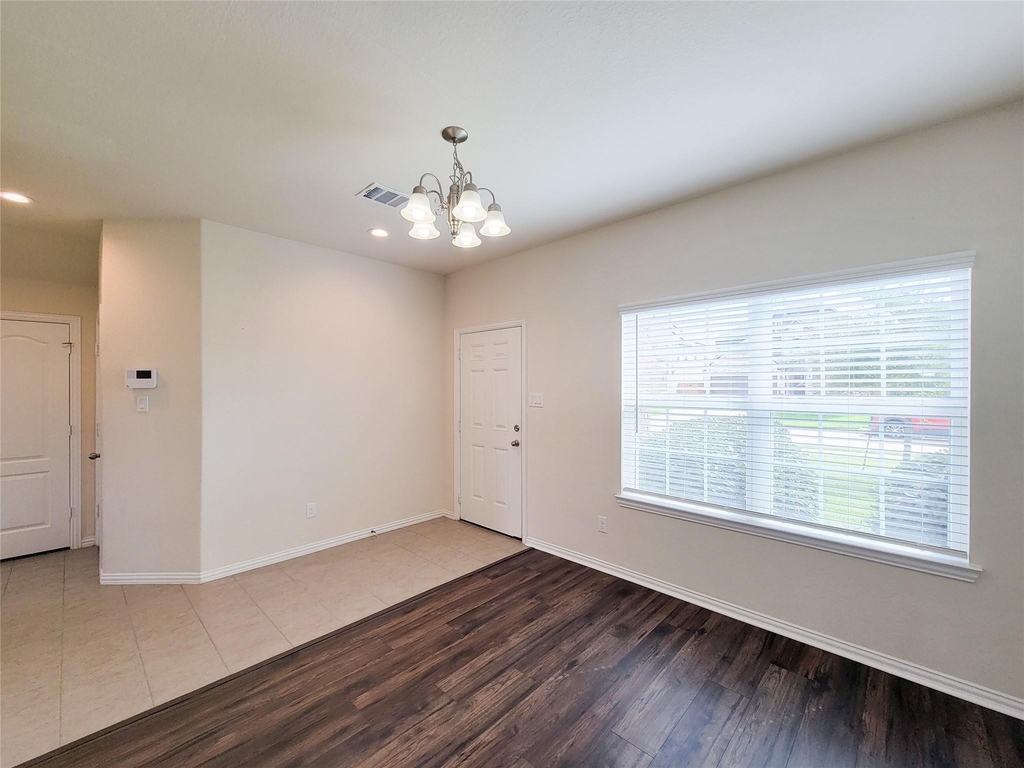 5106 Eagle Falls Lane - Photo 2