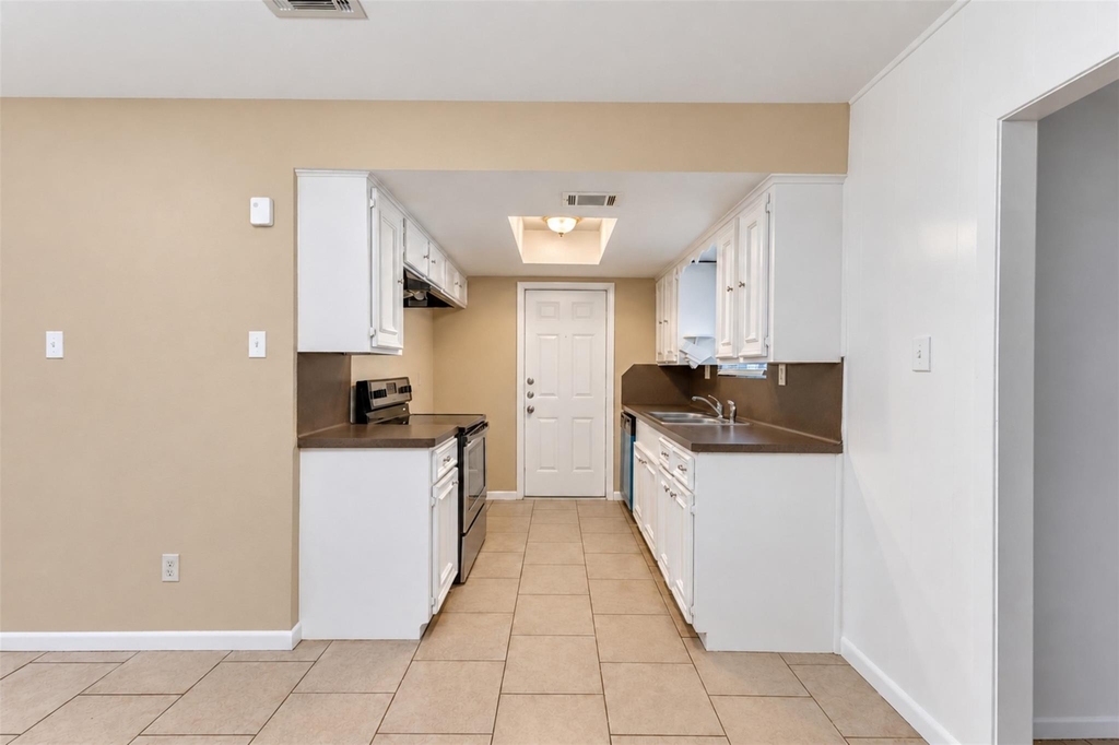 946 Francitas Drive - Photo 22