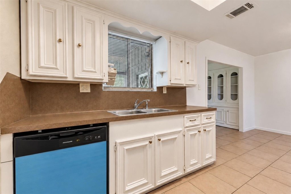 946 Francitas Drive - Photo 6