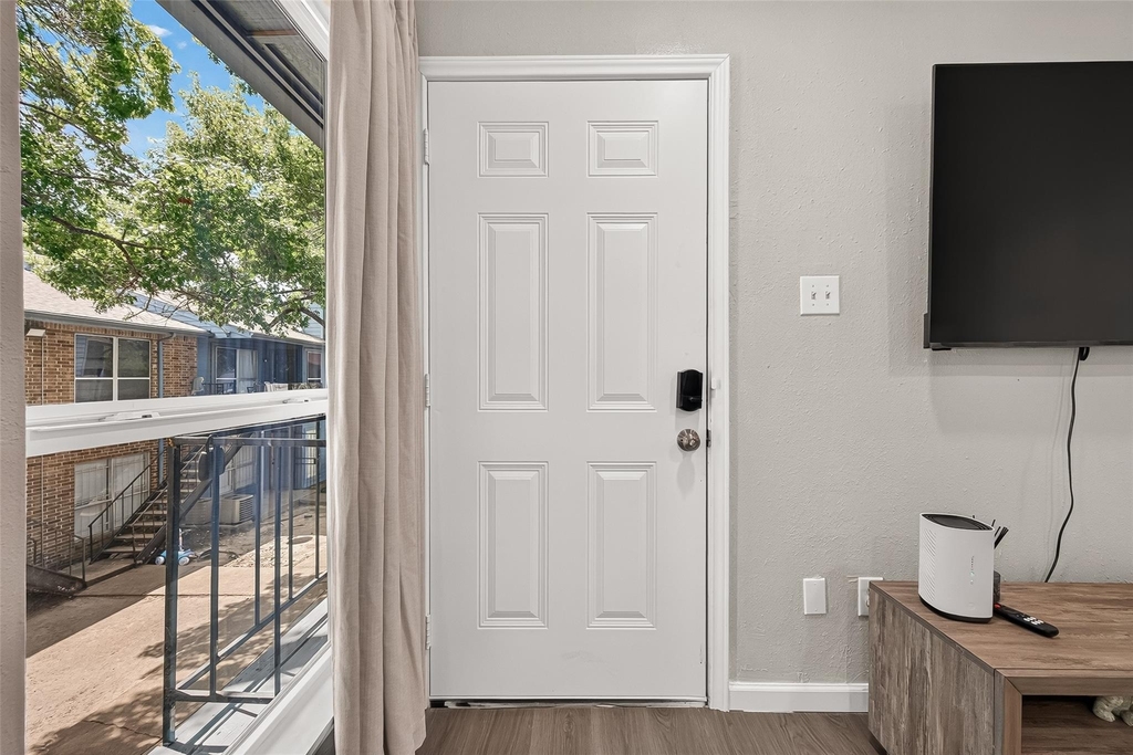 10001 Westpark Drive - Photo 4
