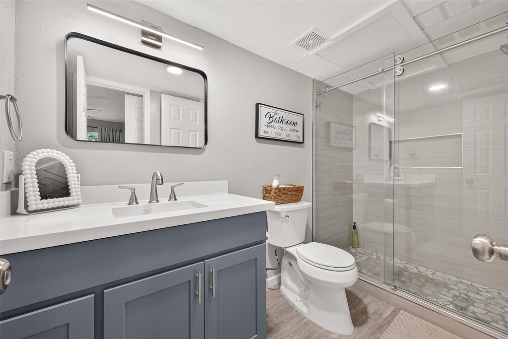 10001 Westpark Drive - Photo 18