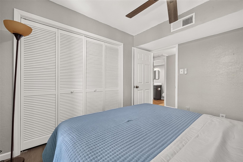 10001 Westpark Drive - Photo 16