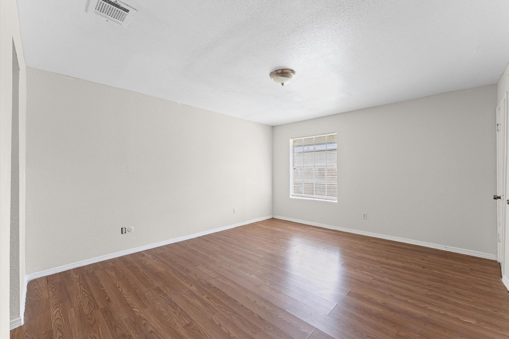 12206 Ormandy Street - Photo 14