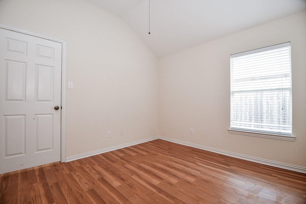 18006 Willow Cliff Lane - Photo 21