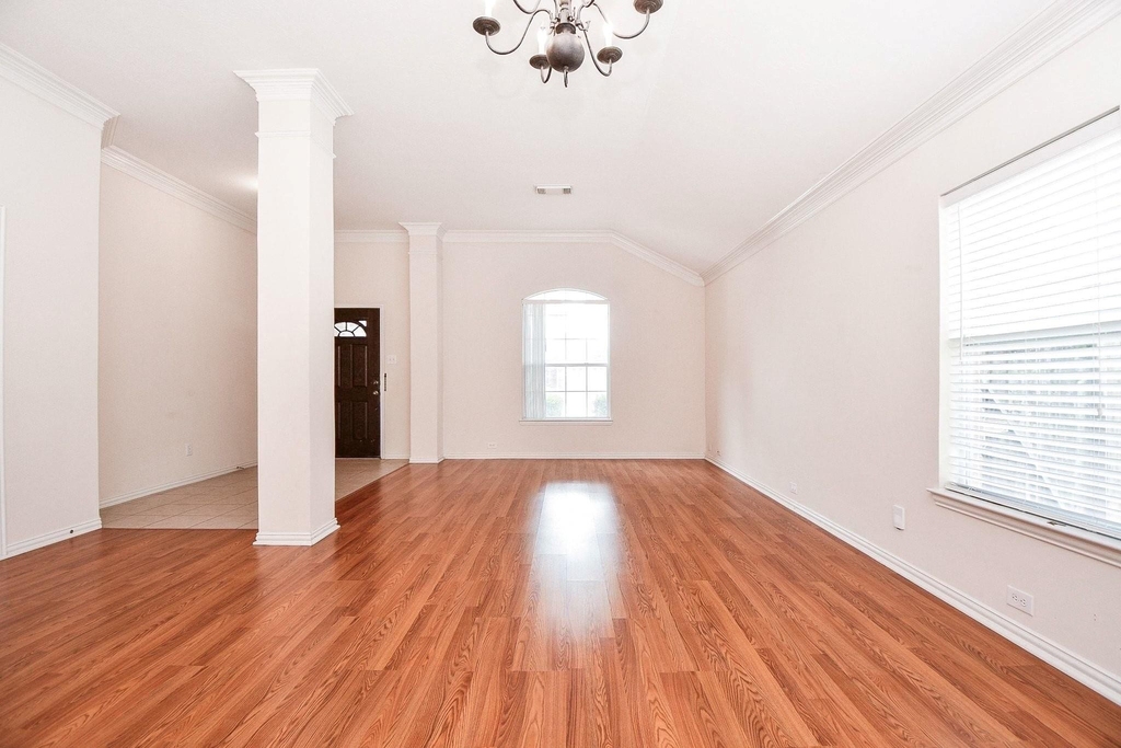 18006 Willow Cliff Lane - Photo 4