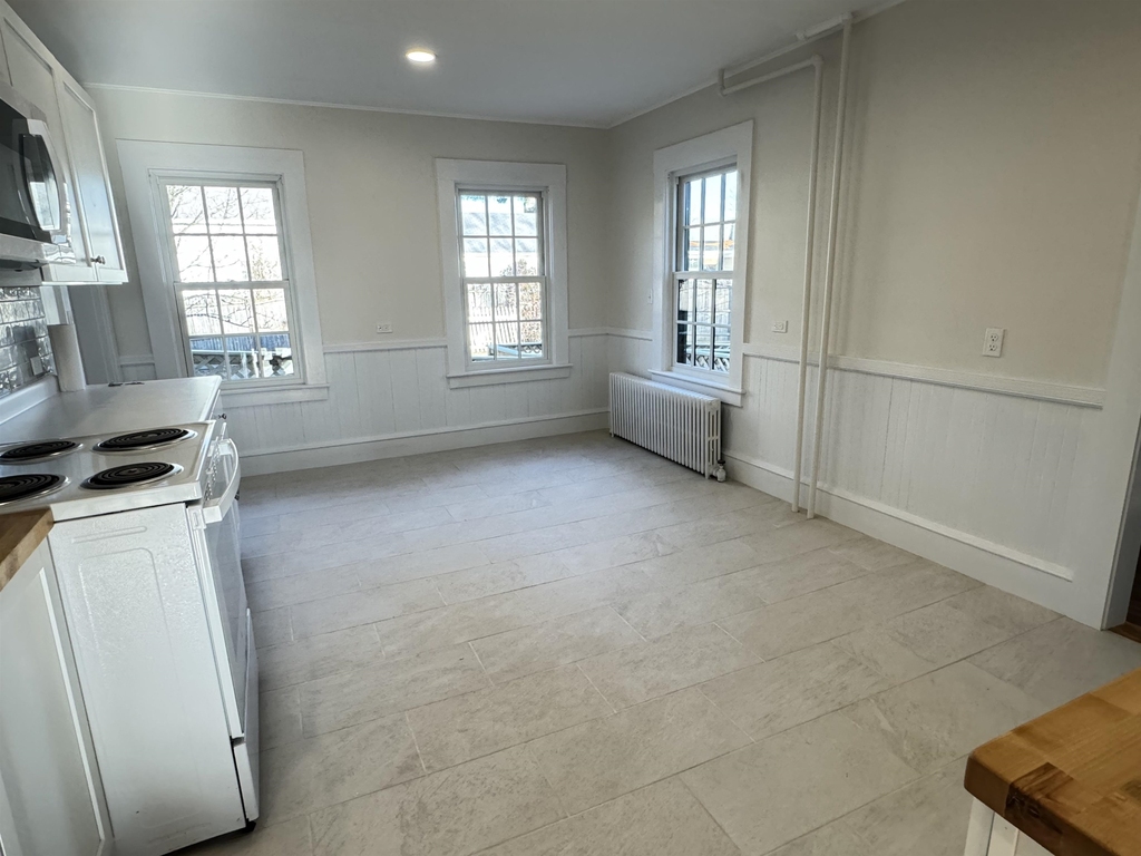51 Cabot - Photo 2