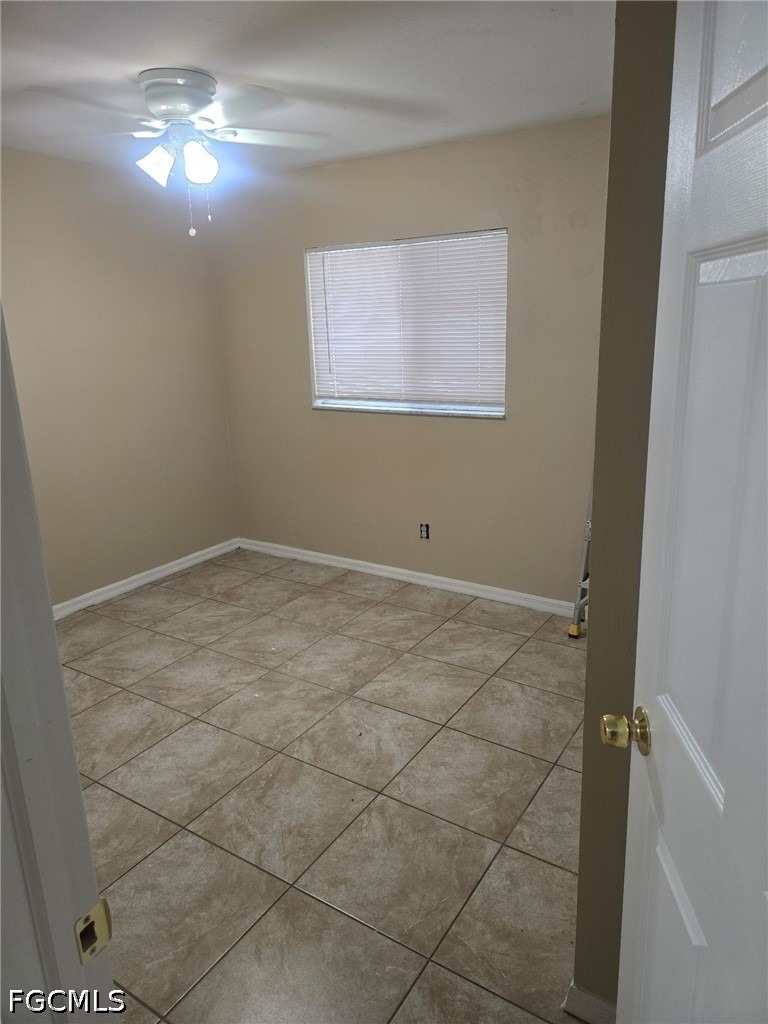 909 Eisenhower Boulevard - Photo 3