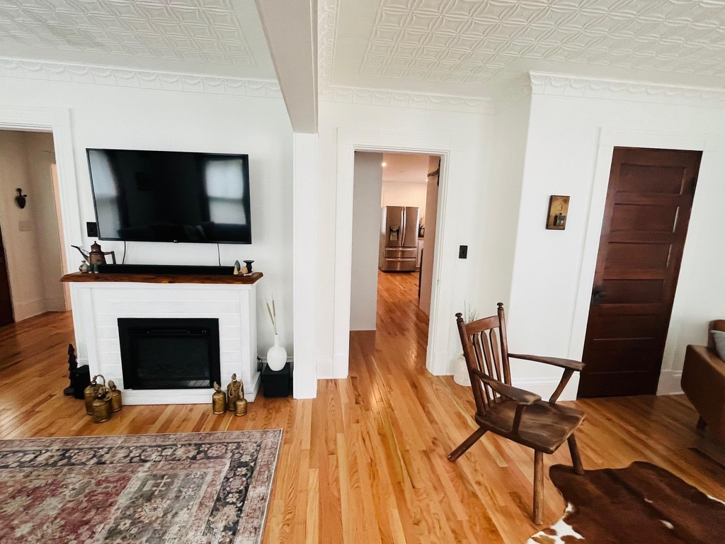 70 Fairmont - Photo 7
