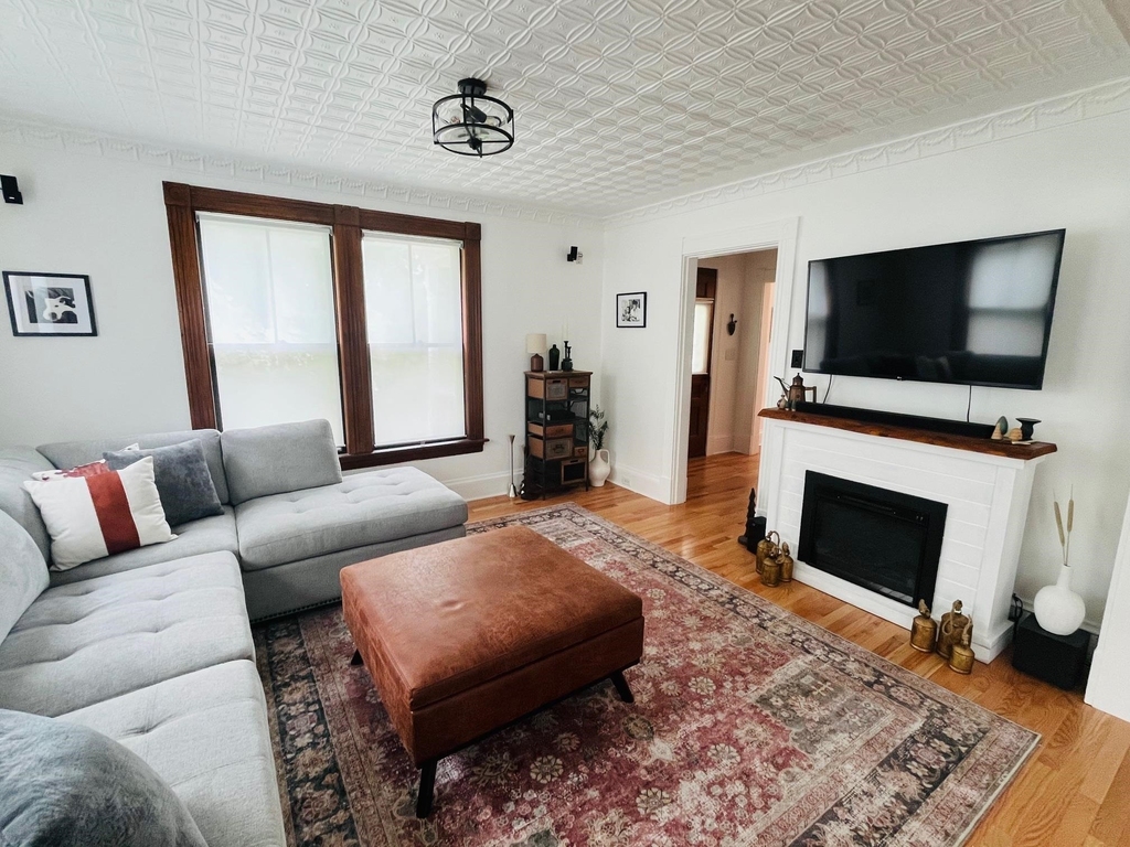 70 Fairmont - Photo 6