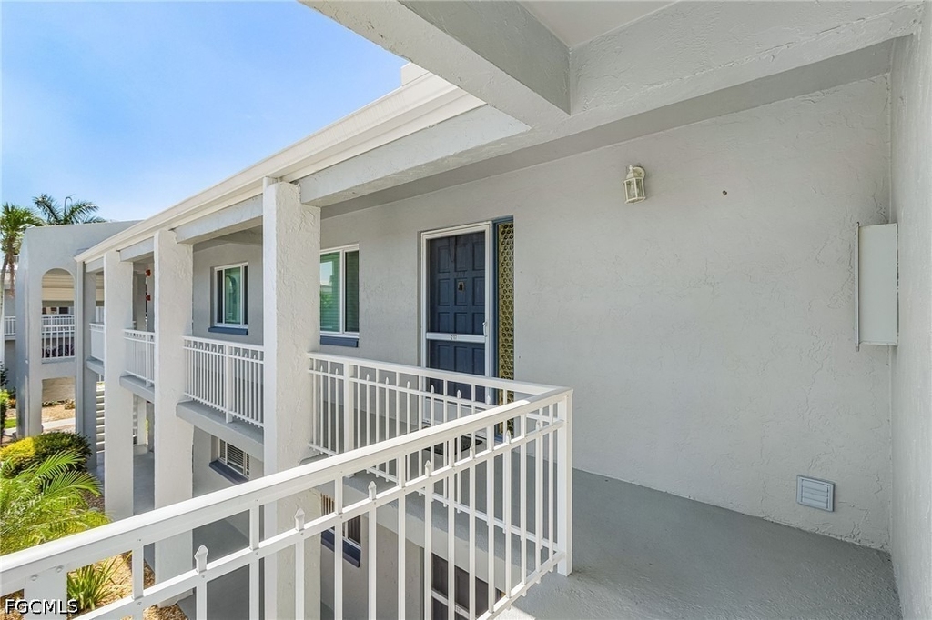 1926 Se 43rd Street - Photo 1