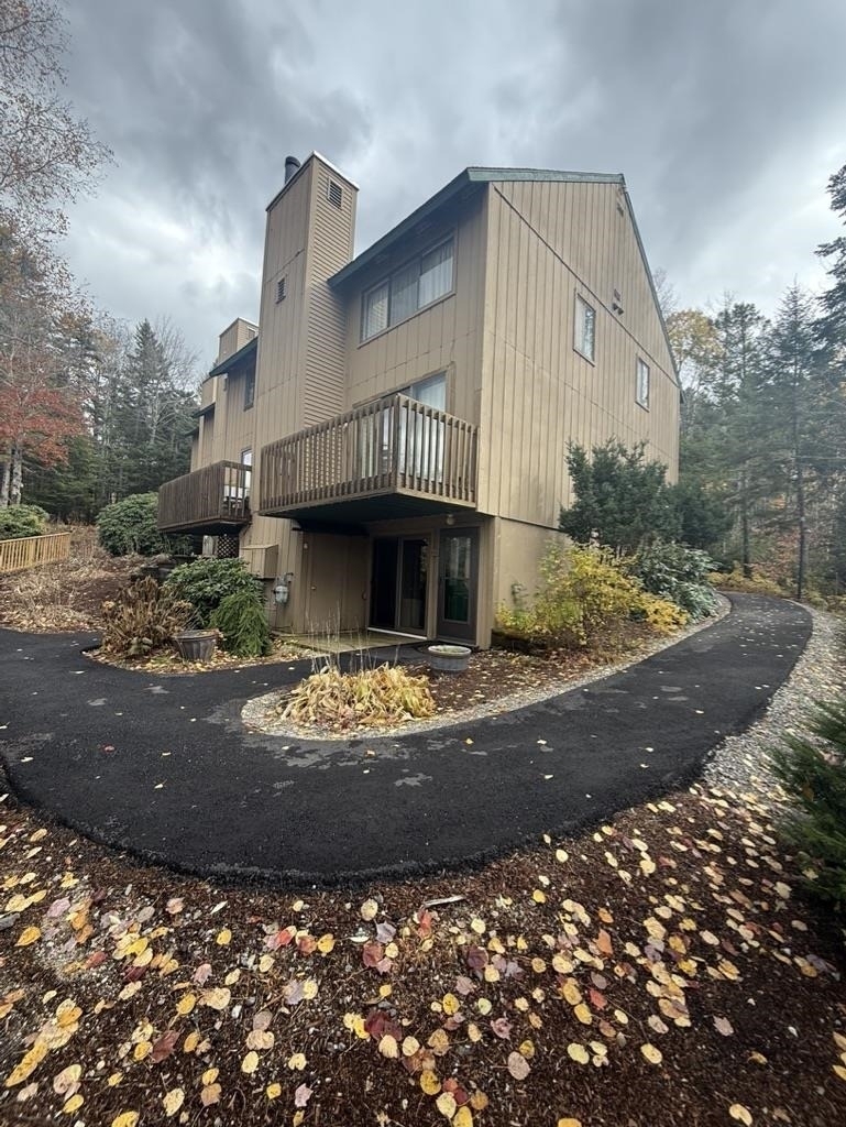 6 Windsor Hill - Photo 2