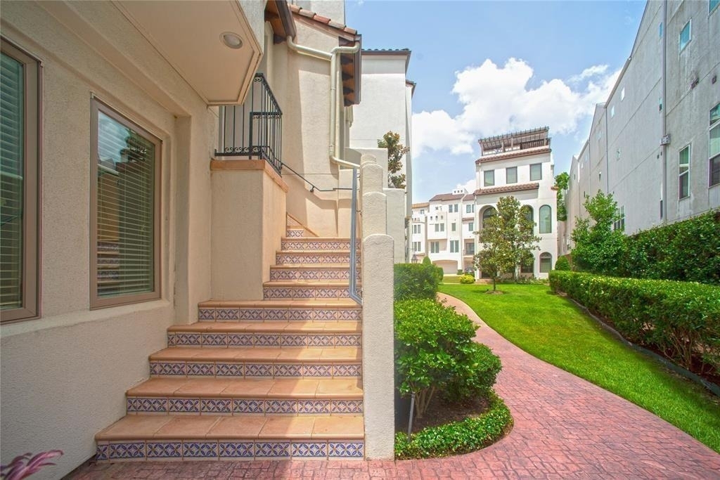 5323 Paseo Caceres Drive - Photo 40