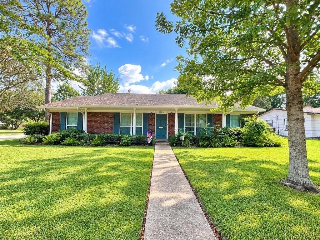 5103 Darnell Street - Photo 0