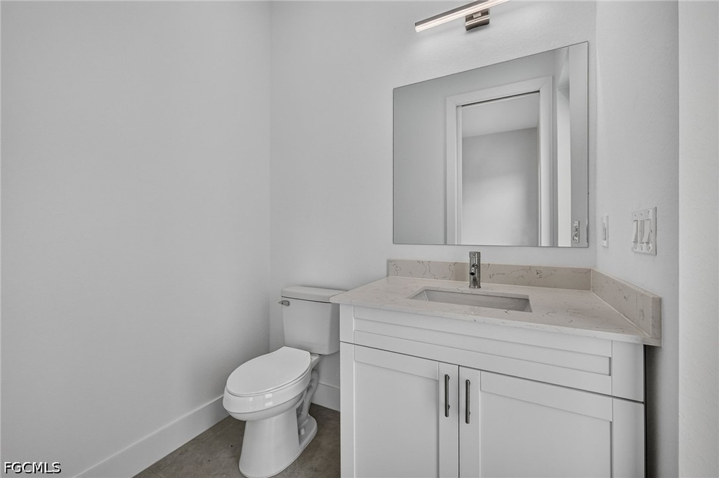 1728 Kismet Parkway W - Photo 33