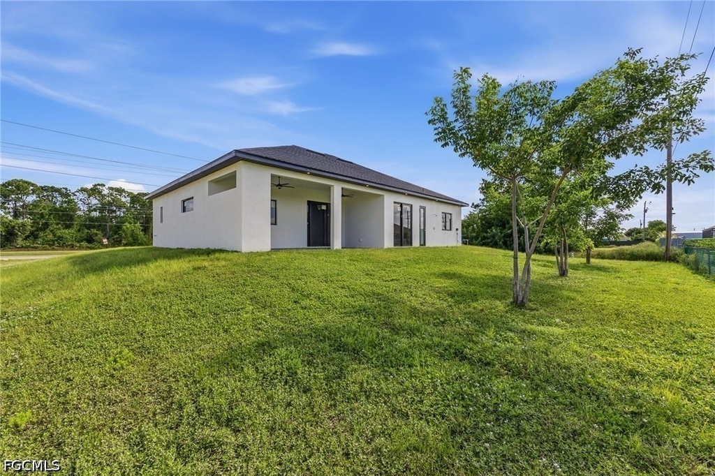 1728 Kismet Parkway W - Photo 28