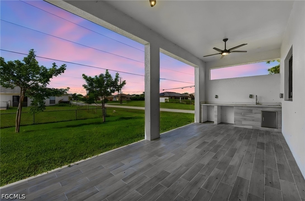 1728 Kismet Parkway W - Photo 3