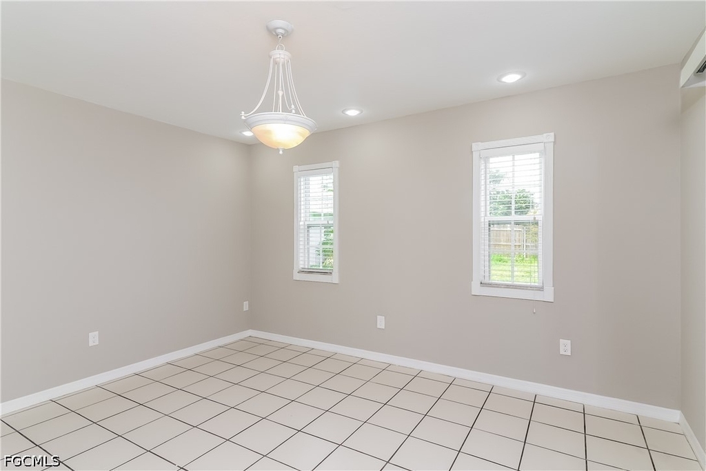 4295 Natchez Terrace - Photo 4