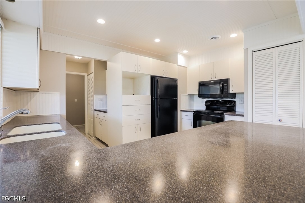 18457 Ohara Drive - Photo 4