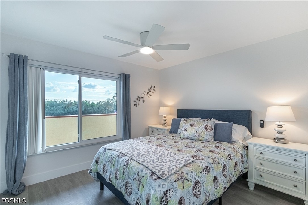 7402 Lake Breeze Drive - Photo 10