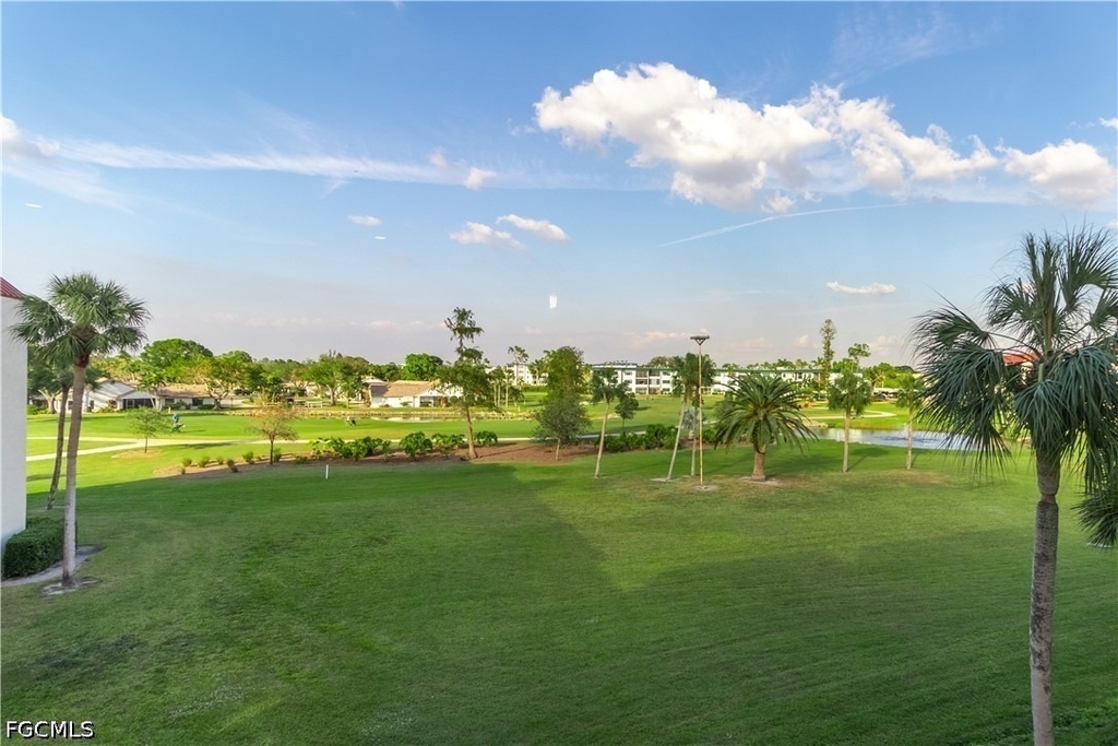 7402 Lake Breeze Drive - Photo 4