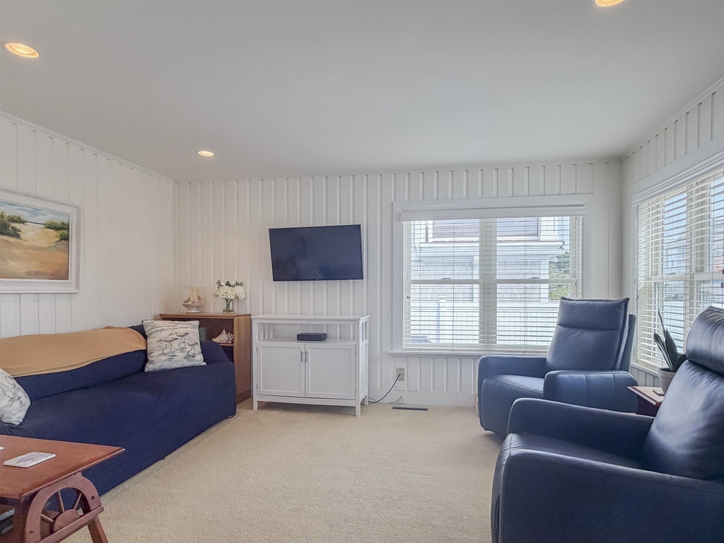 14 Lawrence - Photo 6