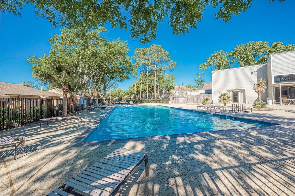 12829 Briarwest Circle - Photo 45