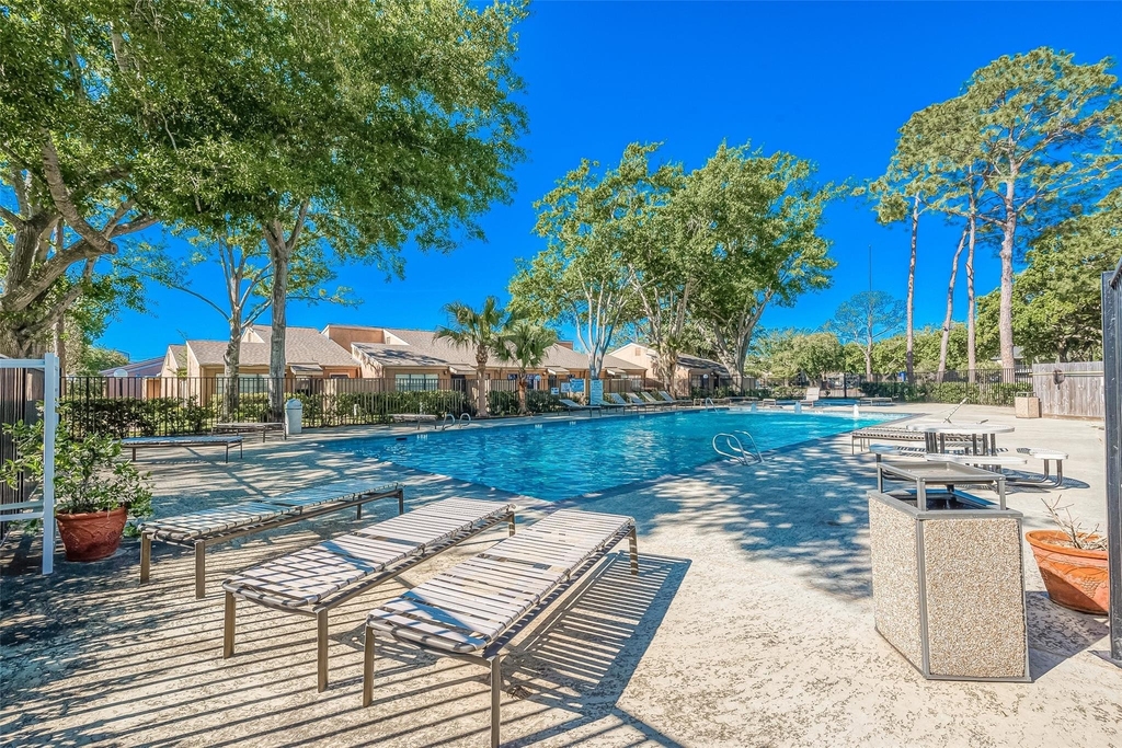 12829 Briarwest Circle - Photo 49