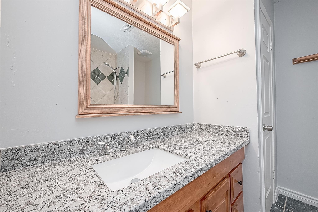 12829 Briarwest Circle - Photo 8