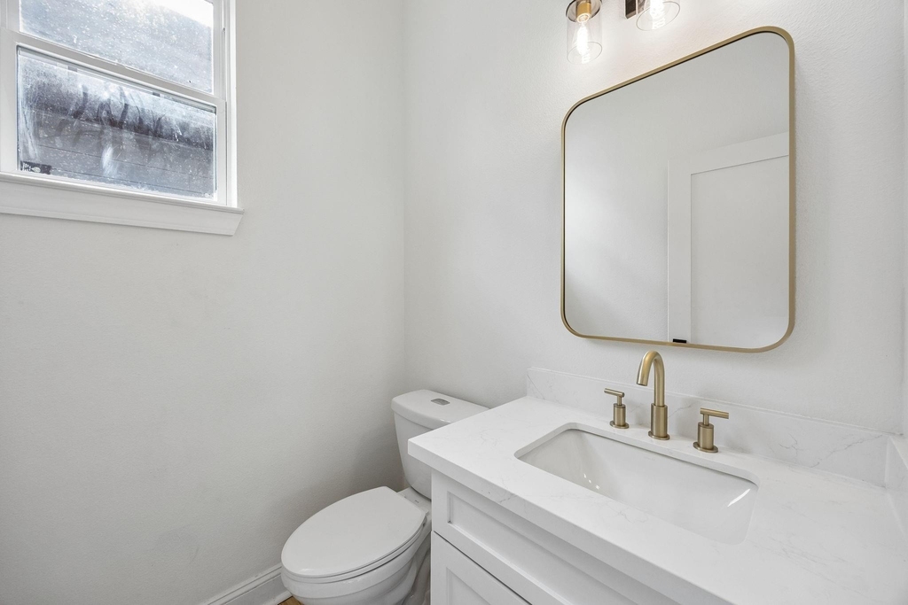 2614 Noble Street - Photo 14