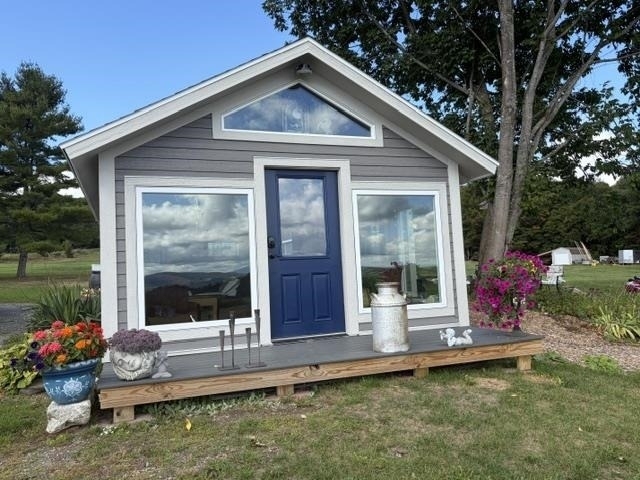 1792 Vt Rt 58 W - Photo 0