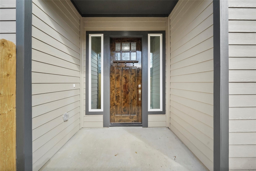 7242 Saint Augustine Street - Photo 1