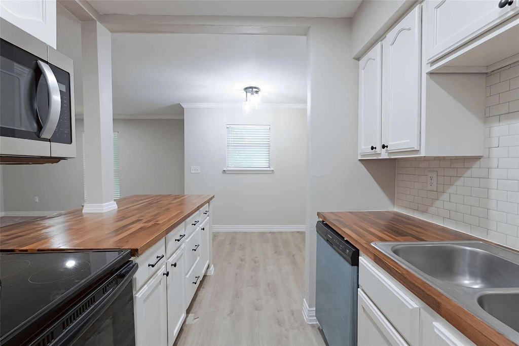 132 Oyster Creek Drive - Photo 6