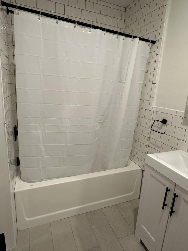 215 Main - Photo 8