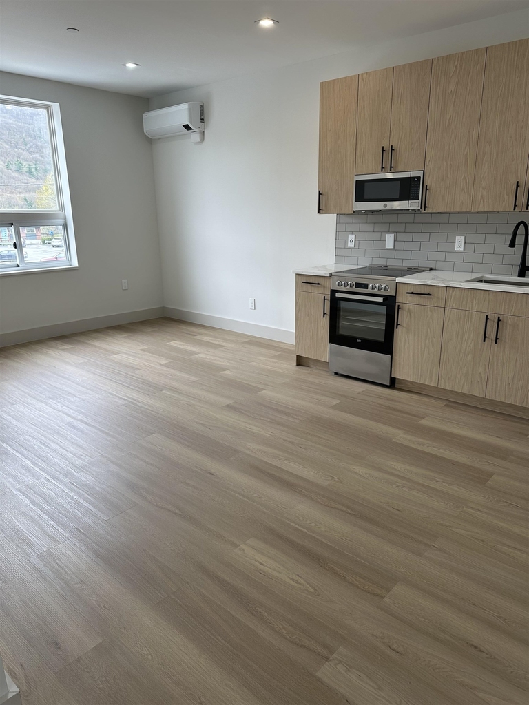 215 Main - Photo 1