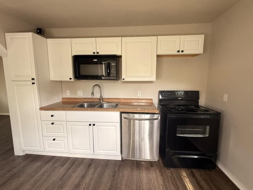 8432 Garland Street - Photo 9