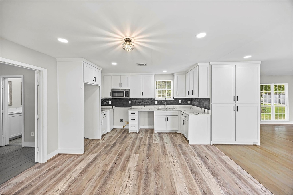 7221 Evans Street - Photo 9