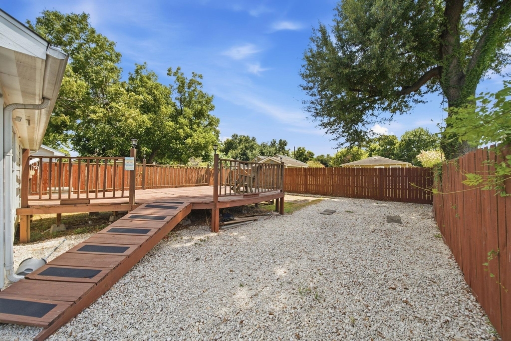 5306 Jewel Street - Photo 30