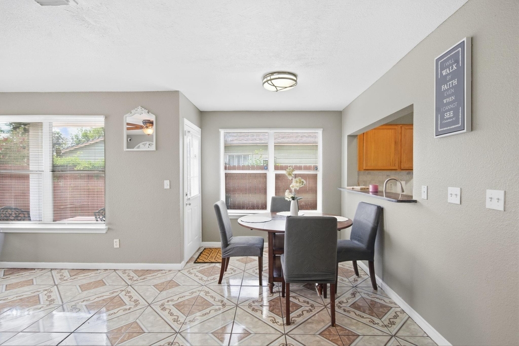 5306 Jewel Street - Photo 16