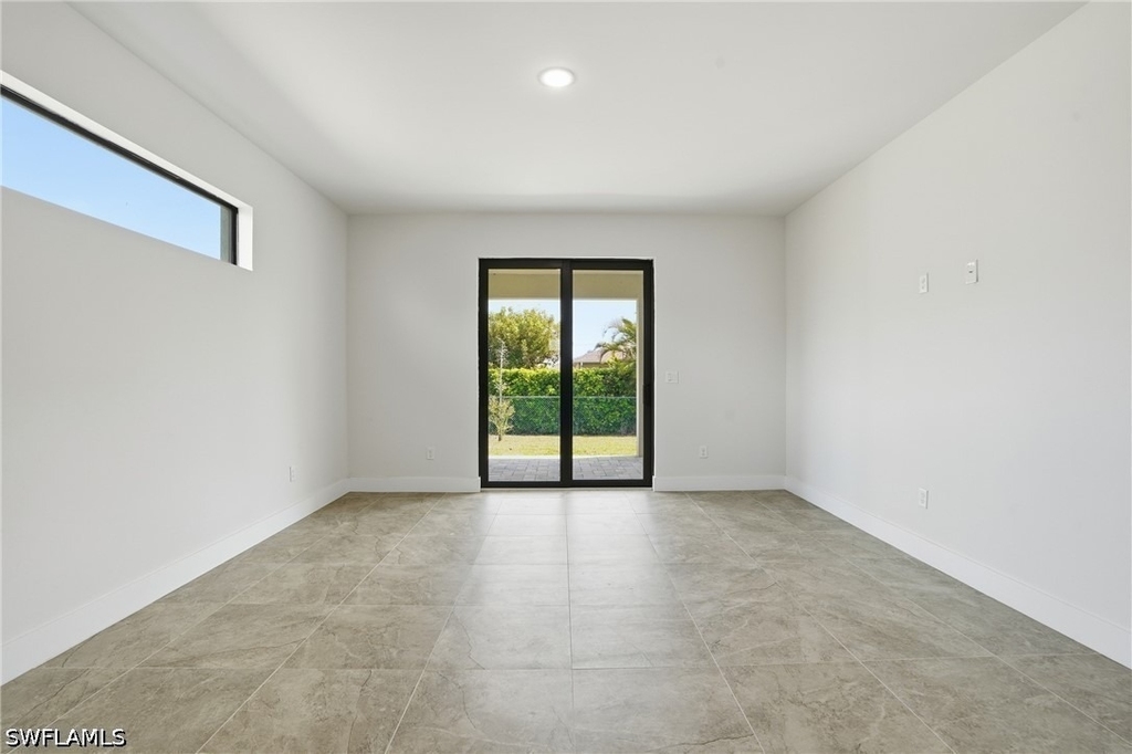 2303 Nw 18th Place - Photo 15