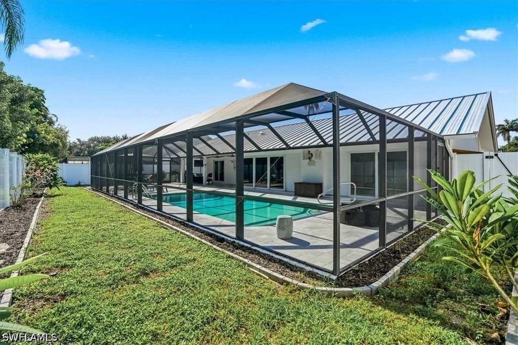2467 Pine Woods Circle - Photo 32