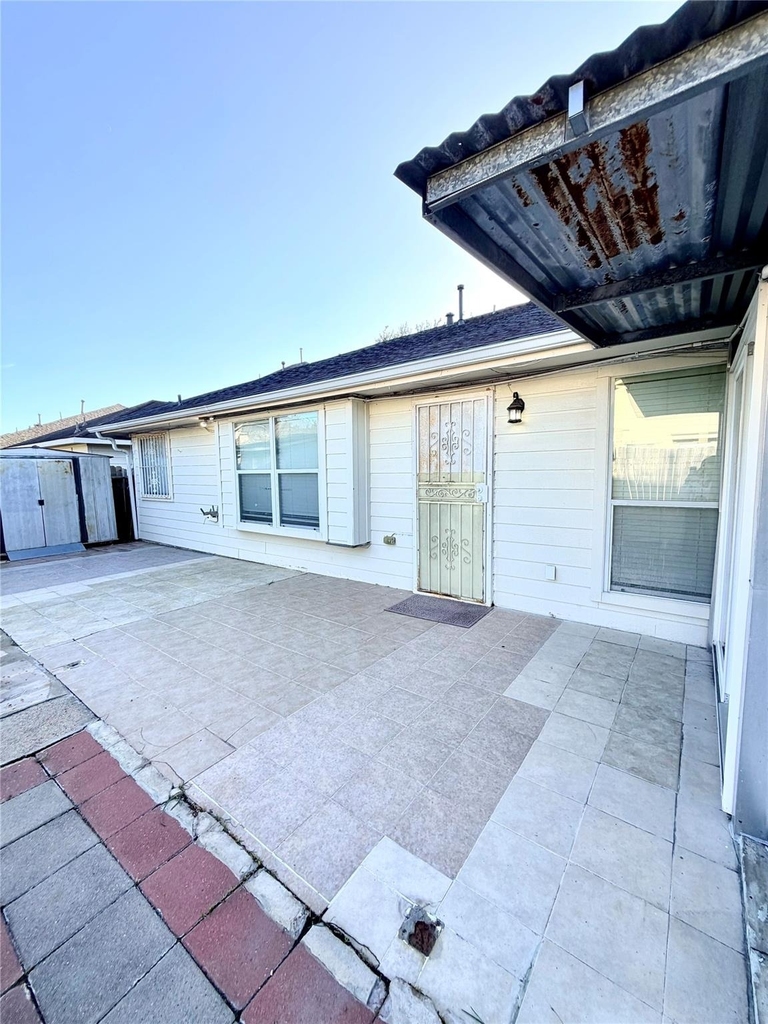 10823 Coral Garden Lane - Photo 32