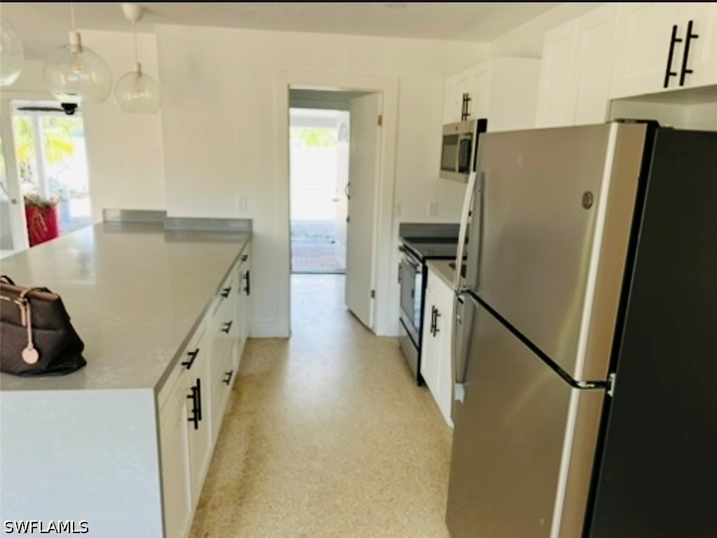 4560 Capri Drive - Photo 4