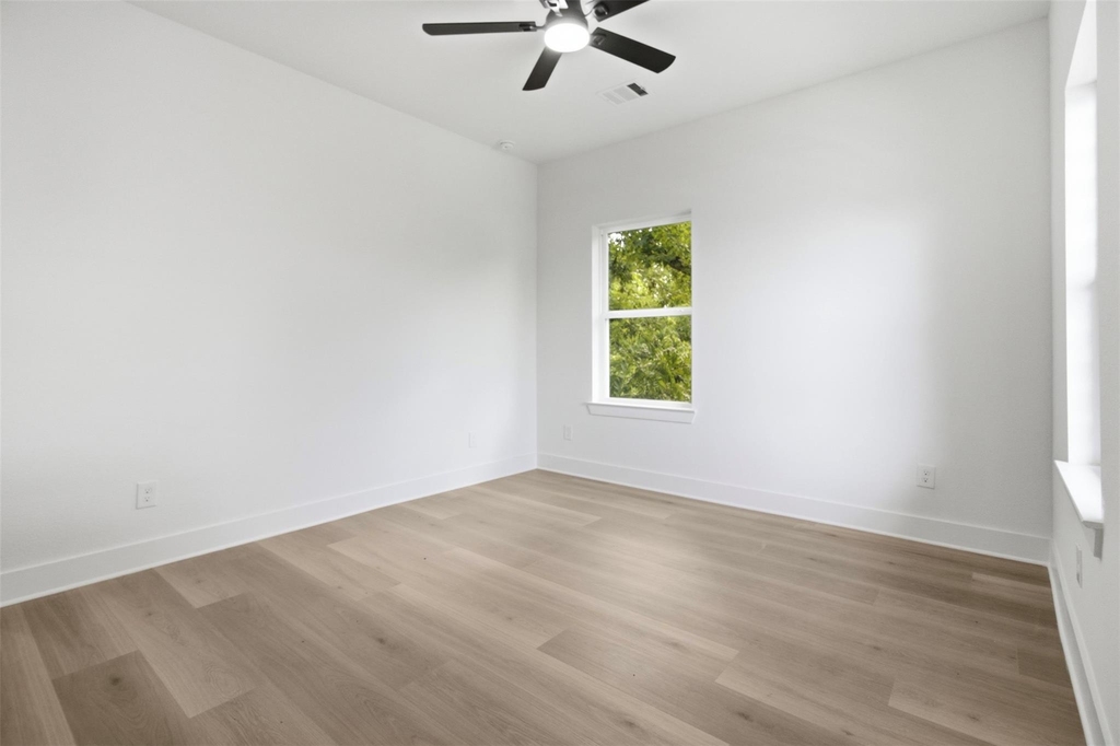 307 Bolden Street - Photo 31