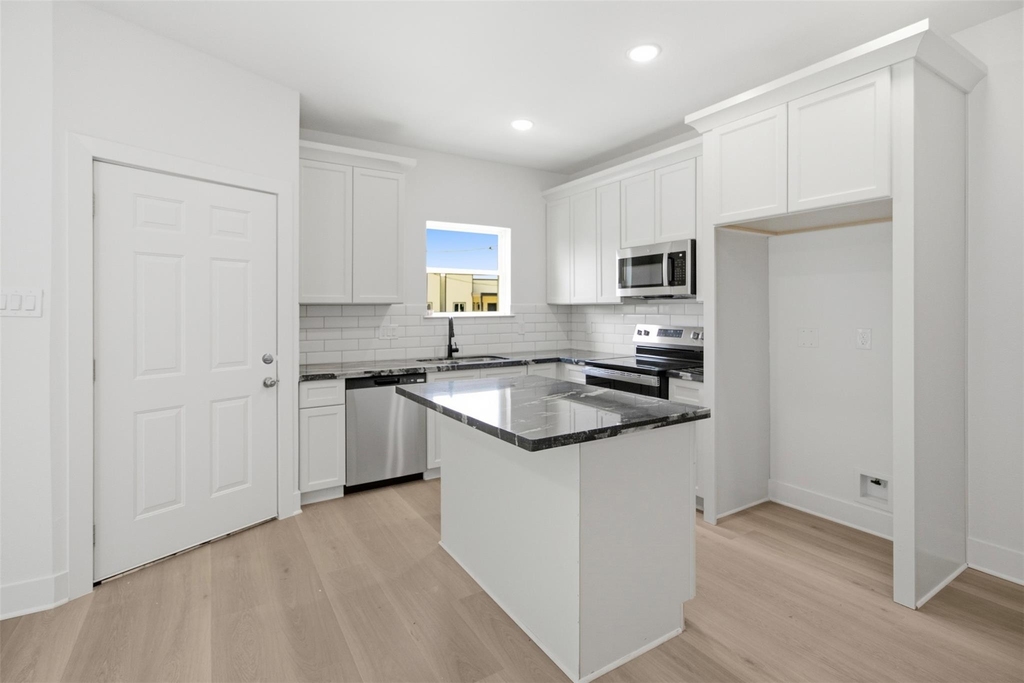 307 Bolden Street - Photo 23