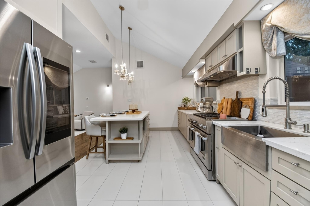 14603 Carolcrest Drive - Photo 6