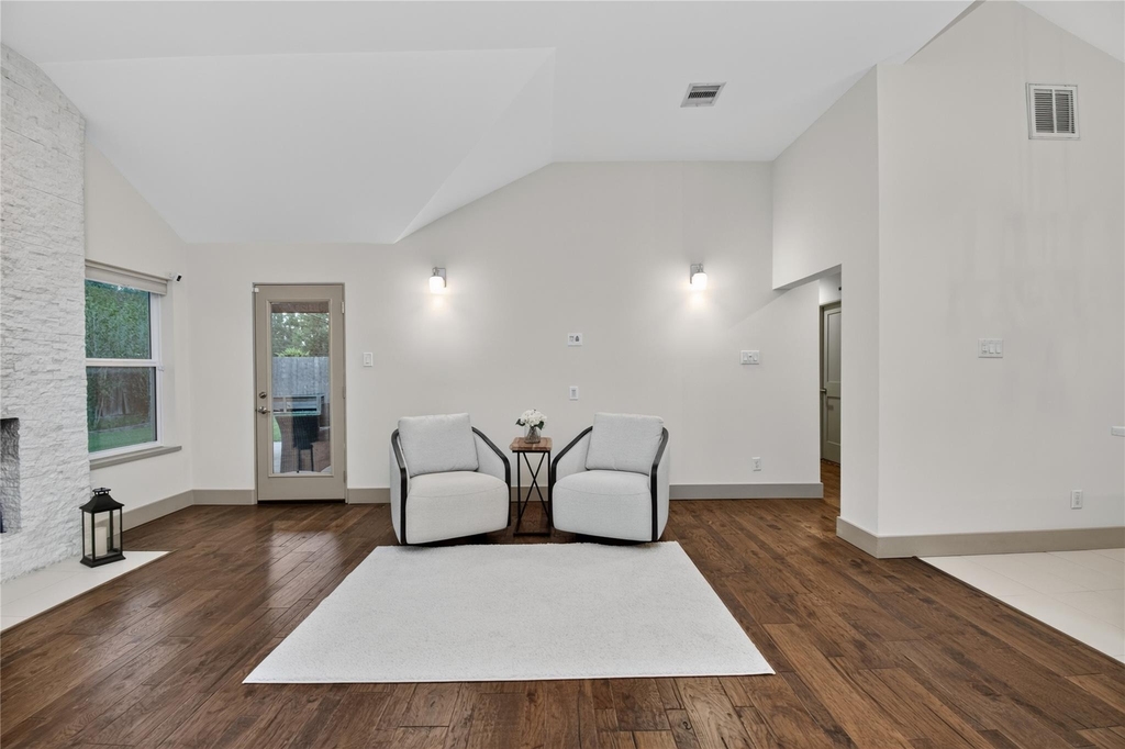 14603 Carolcrest Drive - Photo 12