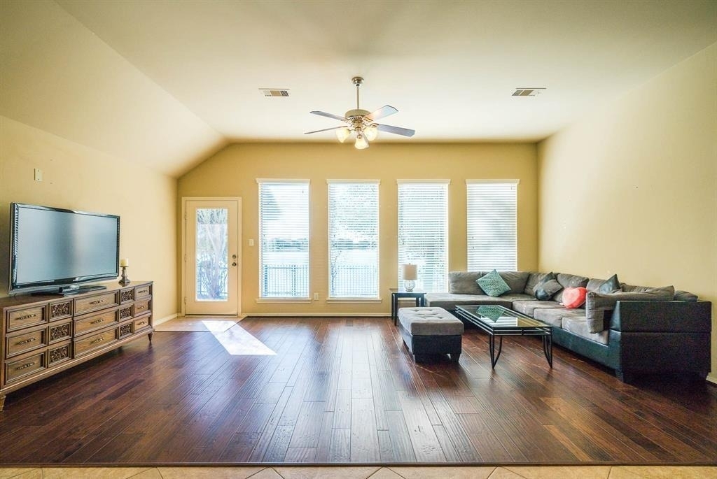 11015 Brighton Gardens Drive - Photo 11