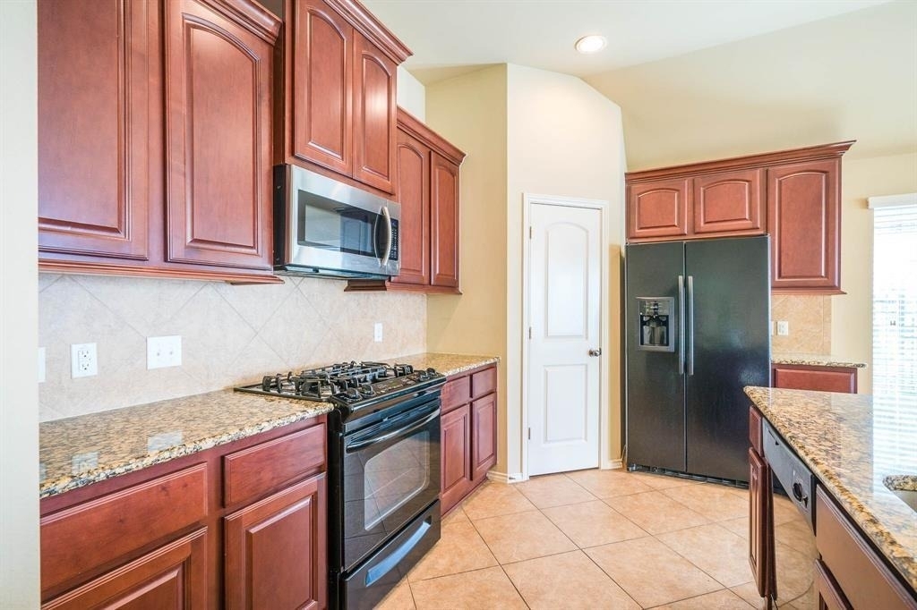 11015 Brighton Gardens Drive - Photo 18