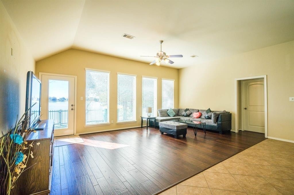 11015 Brighton Gardens Drive - Photo 12